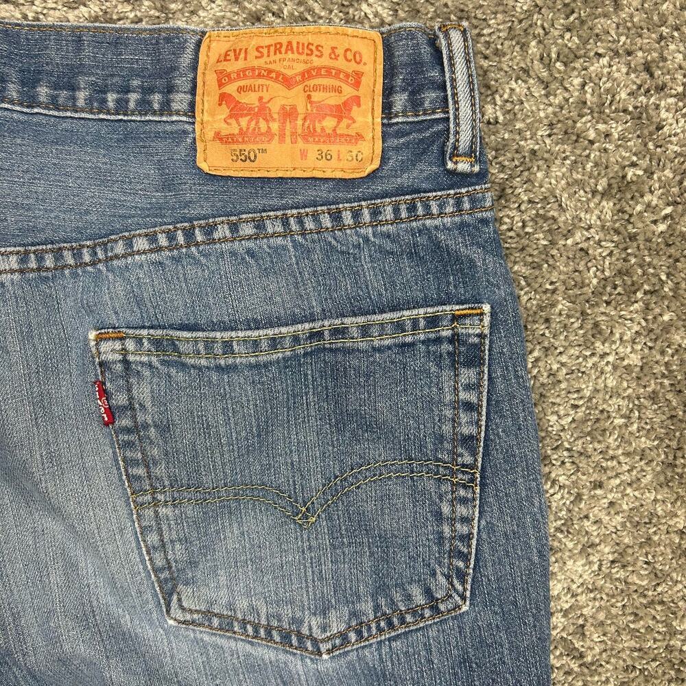 Levi’s 550 Men's Size 36x30 Distressed Soft Classic Jeans Pants Casual